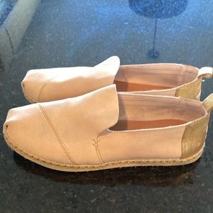TOMS women’s Alpargata brush suede gold metallic shoes Sx 10